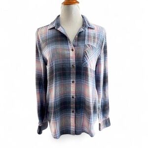 Aeropostale Gray and Blue Plaid Shirt